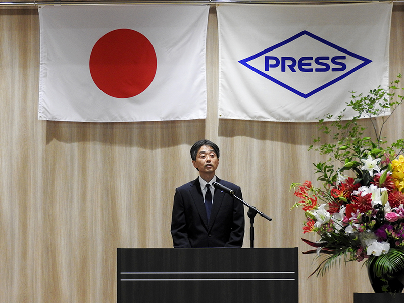 Commemorative Ceremony for employees1