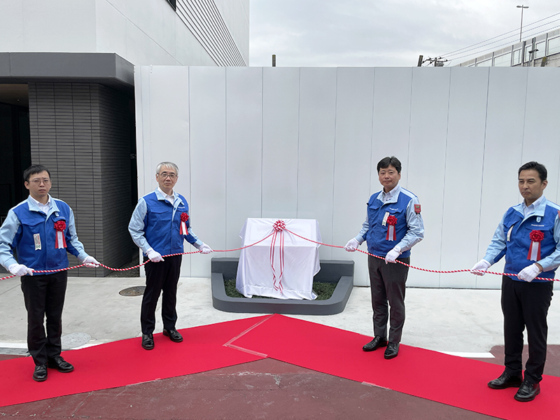 Commemorative Ceremony for employees2A