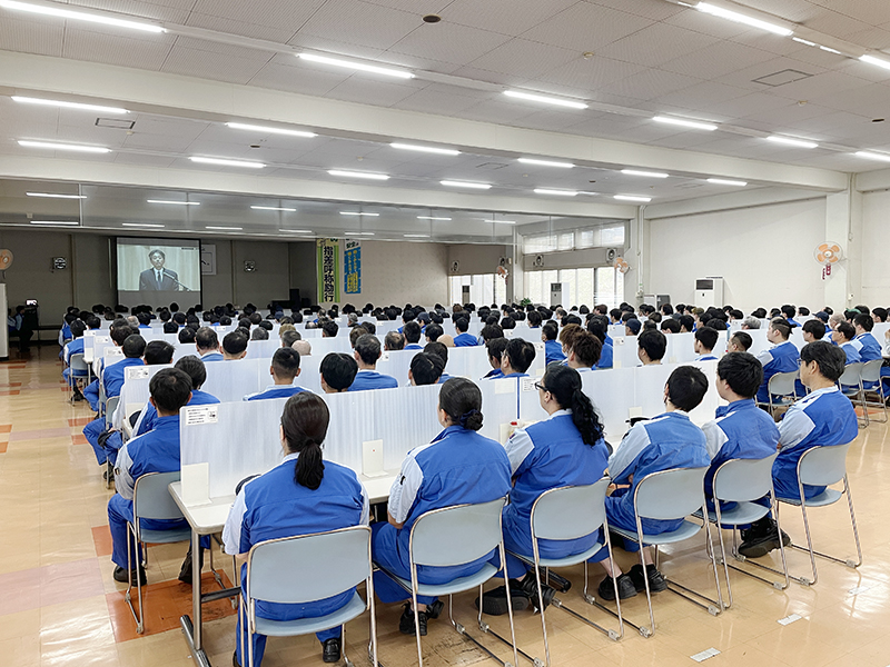 Commemorative Ceremony for employees4C